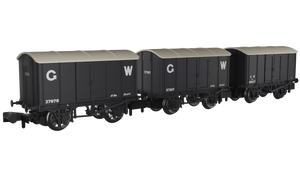 RAPIDO 961002 Iron Mink Vans Triple Pack - GWR (Inter-War Livery)